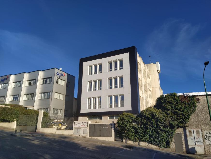 Traspaso de Edificio mixto de 2.100 m² con 675 m² de garaje en alquiler · Sepúlveda 7B, Alcobendas — Otros en Alcobendas…