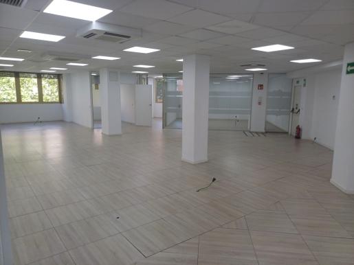 Traspaso de Oficina de 178 m² en alquiler junto a Plaza Castilla · Bravo Murillo 377 — Otros en Madrid (foto 2)