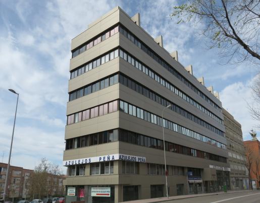 Traspaso de Oficina de 221 m² en alquiler · Avda. Llano Castellano 13, planta 5ª — Otros en Madrid