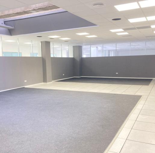 Traspaso de Oficina diáfana de 1.600 m² divisible en módulos de 800 m² · Avda. Manoteras 22 — Otros en Madrid (foto 2)