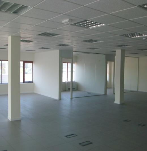 Traspaso de Edificio de 5.300 m² divisible en módulos de 800 m² en alquiler · Valportillo Segunda 7, Alcobendas — Otros en…