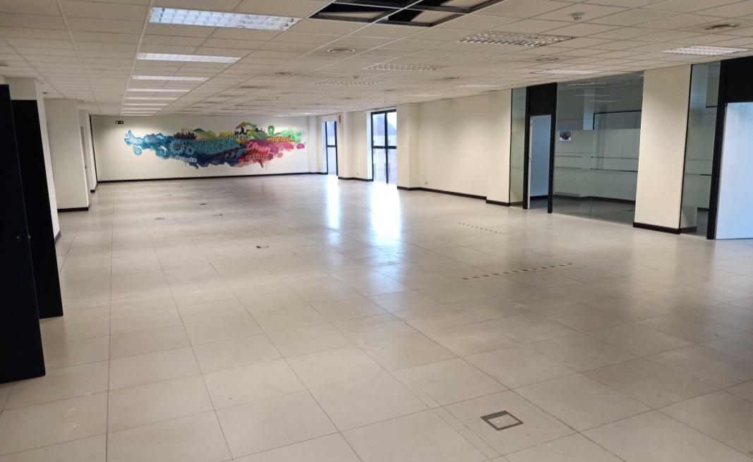 Traspaso de Oficina de 728 m² en alquiler · María Tubau 4, planta 4ª — Otros en Madrid